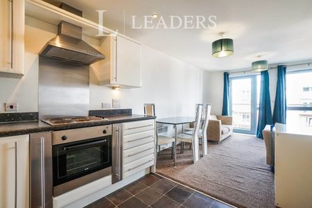 1 bedroom apartment to rent Elmira Way, Salford, Greater Manchester, M5 - Photo 2