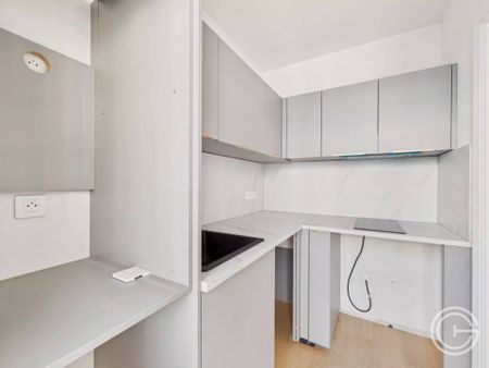 Appartement 1 pièce Terrasse - Rue Lascaris - Nice Le Port - Photo 3