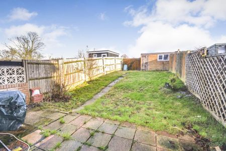 2 bedroom terraced house to rent - Photo 3