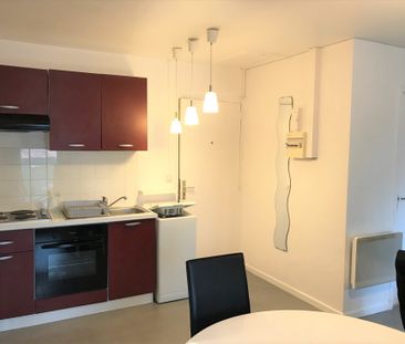 Studio - Aix-En-Provence (13090) - 24.9 m² - - Photo 4