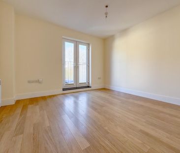 1 bedroom apartment to rent - Photo 2
