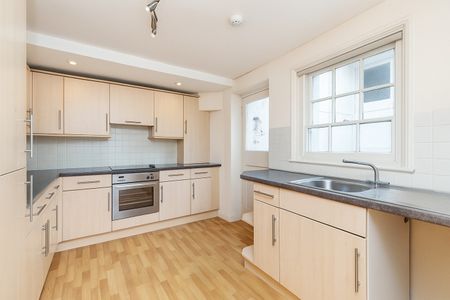 3 Bed Flat, Sussex Mansions, BN2 - Photo 4