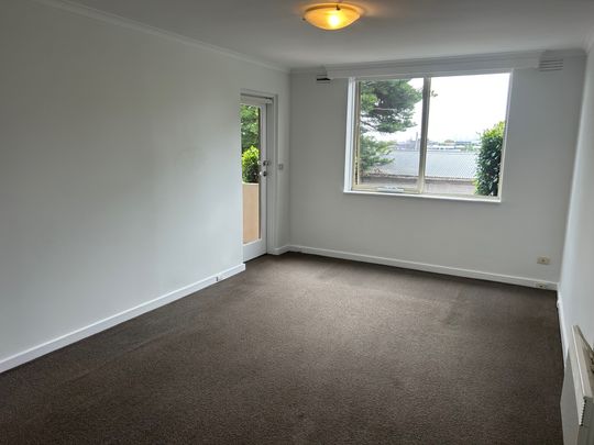 4/758 Burwood Road, Hawthorn East VIC 3123 - Apartment For Rent | Domain - Photo 1