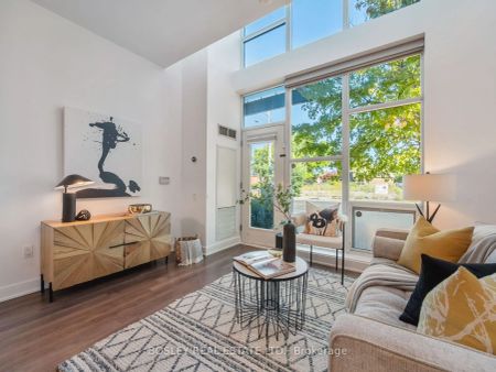 1048 Broadview Avenue #TH 1 - Photo 2