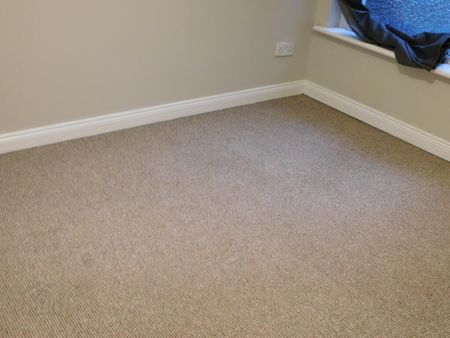 7 Orchard Terrace, Omagh, BT78 1LE - Photo 2