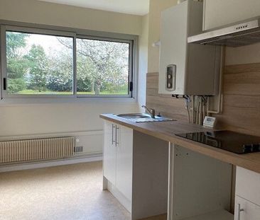 Location Appartement 4 pièces 84m² BOIS GUILLAUME 76230 - Photo 5