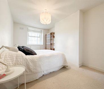 London Road, Cheltenham GL52 6HJ - Photo 4