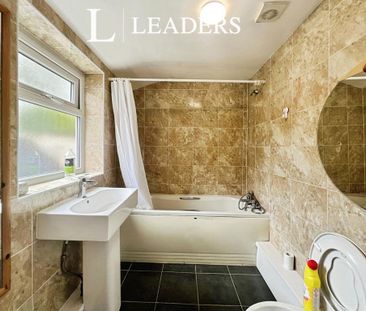 3 bedroom terraced house to rent - Photo 5