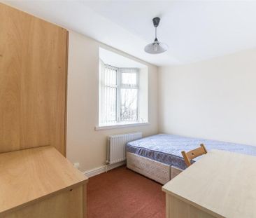 5 bedroom maisonette to rent - Photo 4