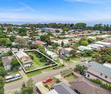 Beach living!! - Photo 1