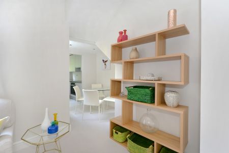 Blenheim Crescent, Kensington and Chelsea, London, W11 - Photo 3