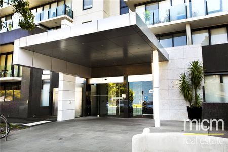 713/38 Bank Street - Photo 2