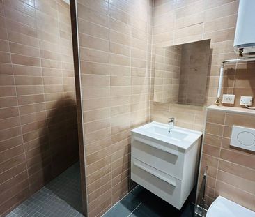 BLATIN superbe T2 meublé avec terrase - Photo 2