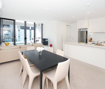 Beautifully Appointed One-Bedroom Home in Quayside! - Photo 4