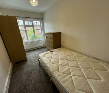 7 bedroom private hall to rent - Photo 4