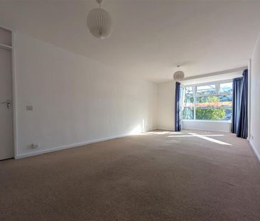 2 bedroom apartment to rent - Photo 6