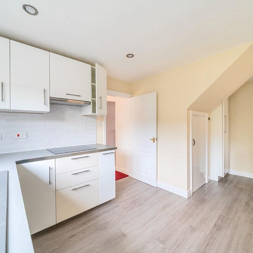 3 bedroom House To Let - Photo 1