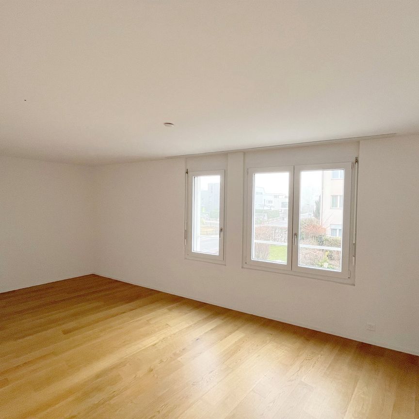 2.5 Zimmer, 90 m², 1. Stock - Photo 1