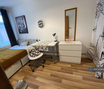 3 bedroom terraced house to rent - Photo 6