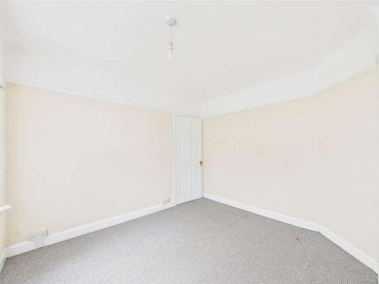 Asterfield Avenue, Bebington, CH63 - Photo 1