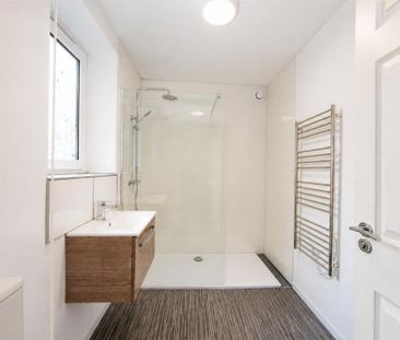 4 bedroom house to rent - Photo 3