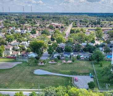 For Lease - 321 Dieppe Street, Welland, Ontario - Photo 1