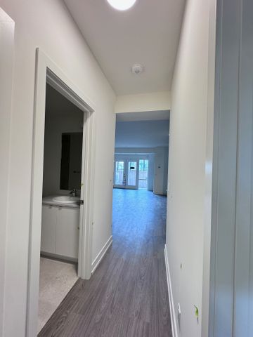 For Lease - 16 Melbourne Avenue Unit# 102B, St. Catharines, Ontario - Photo 4