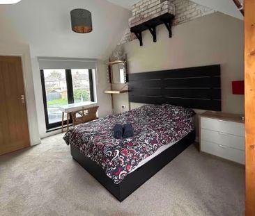 2 Bed Flat, Chapman Road, CR0 - Photo 1
