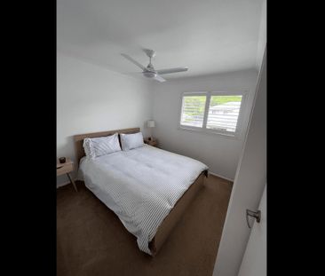 Spacious Townhouse in the Popular Oasis Complex - Photo 3