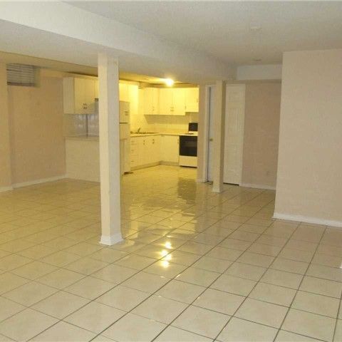 For Lease - 33 Kingsplate Crescent, Toronto, Ontario - Photo 1