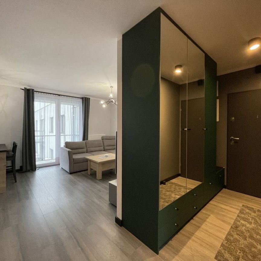 Świetny stan z balkonem i parkingiem - od marca 58 m² - Photo 1