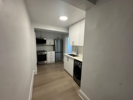 For Lease - 316 Lonsdale Road Unit# 2, Toronto, Ontario - Photo 5