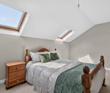 8 Castlegrange, Belfast, BT5 7GT - Photo 5