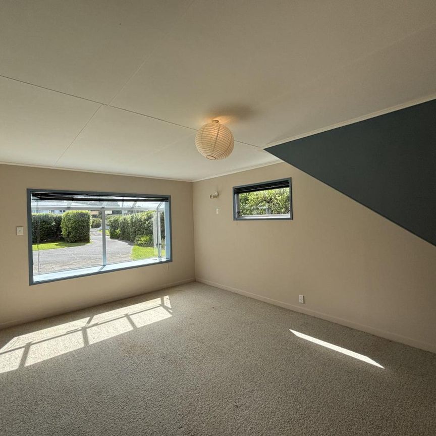 Panoramic views on Karaka - Photo 1
