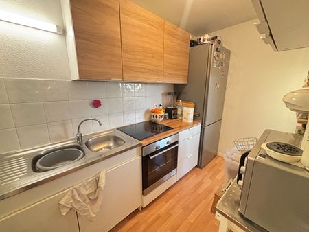 Location Appartement 2 pièces 47m² - Photo 4