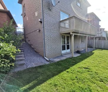 For Lease - 26 Ashglen Court, Toronto, Ontario - Photo 5