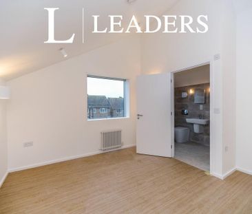 3 bedroom detached house to rent - Photo 3