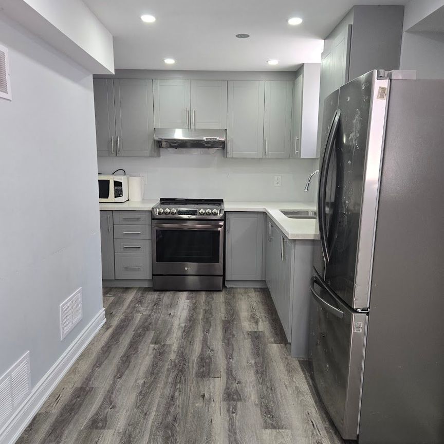 For Lease - 75 Executive Court Unit# basement, Brampton, Ontario - Photo 1