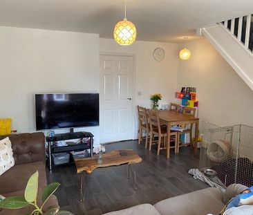 2 bedroom house to rent Cavell Place, Southampton, SO19 - Photo 3