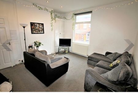 5 Bed - 37 Hartley Crescent, Woodhouse, Leeds - LS6 2LL - Student - Photo 4