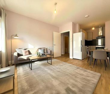 1 bedroom flat to rent - Photo 2