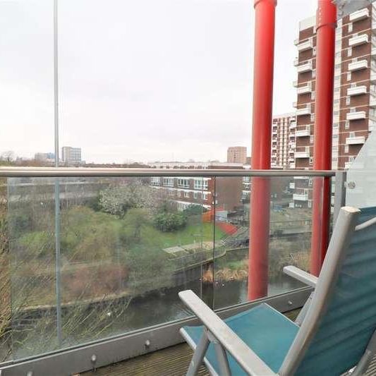 Tequila Wharf, Limehouse, E14 - Photo 1