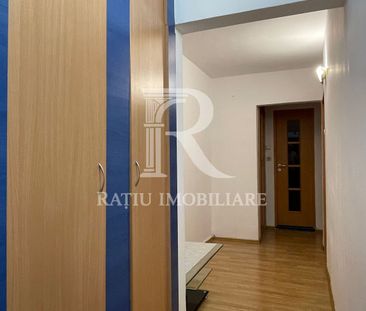Apartament cu 3 camere | Decomandat | Parcare | Nufărul | Oradea - Fotografie 3