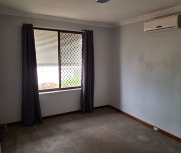 Comfortable home in great location - Photo 5