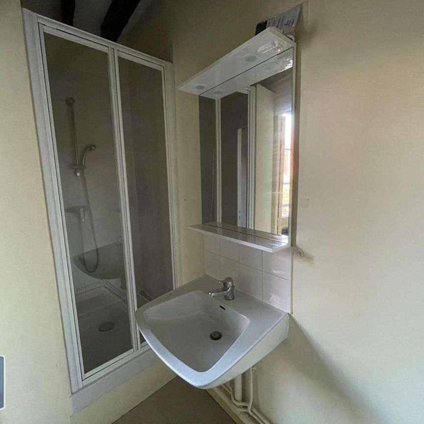 Location Appartement 2 pièces 33m² BOURGES 18000 - Photo 1