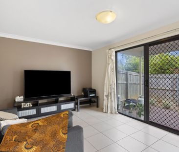 Modern and Low-Maintenance Living in a Secure Complex Pocket - Photo 1