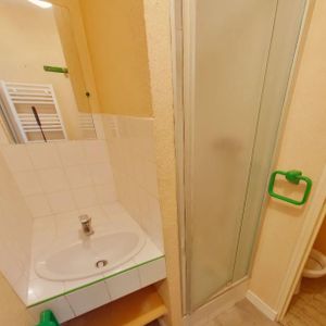 Location Appartement 2 pièces 24m² BIGNOUX 86800 - Photo 3