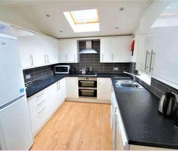 Greenside, Slough, Slough, SL2 - Photo 3