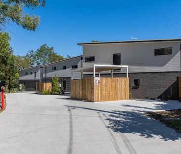 Private, Practical Living in a Quiet Loganholme Pocket - Photo 3