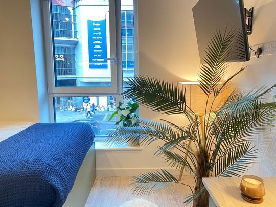 Studio to rent - Photo 1